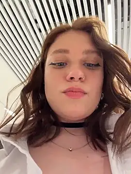 Snapshot of lucy-joy chatting on May 21, 2026, 11:51 am lucy-joy online show from May 21, 2026, 11:51 am
