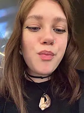 Snapshot of lucy-joy chatting on June 27, 2026, 12:22 pm lucy-joy online show from June 27, 2026, 12:22 pm