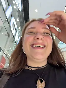 Snapshot of lucy-joy chatting on July 22, 2026, 9:22 am lucy-joy online show from July 22, 2026, 9:22 am