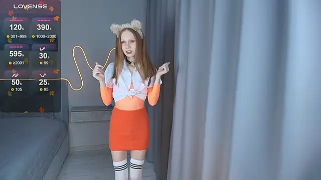 Snapshot of FoxyMira chatting on October 3, 2025, 1:12 pm FoxyMira online show from October 3, 2025, 1:12 pm