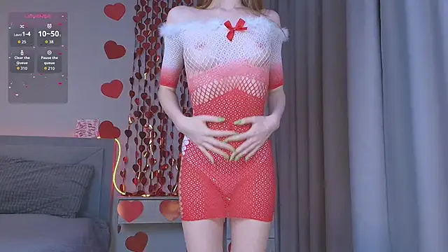 FoxyMira online show from February 16, 2026, 1:43 pm