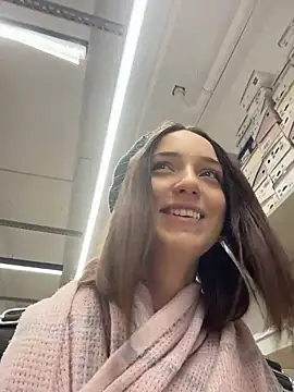 DollyTall online show from January 13, 2026, 9:24 am