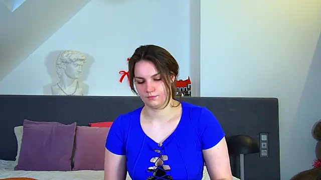 KarenClarks online show from January 18, 2026, 6:17 am