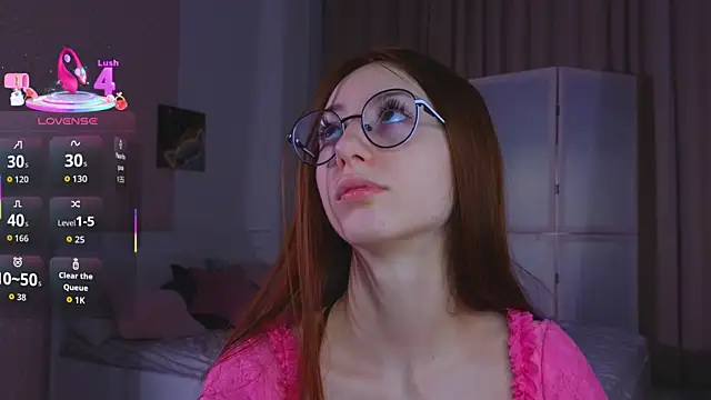 AvrilLeMell online show from October 10, 2025, 9:04 pm