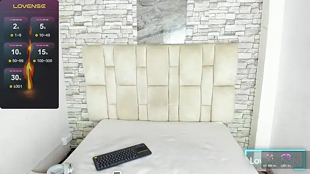 Snapshot of Celesste_doll chatting on November 6, 2025, 12:53 pm Celesste doll online show from November 6, 2025, 12:53 pm