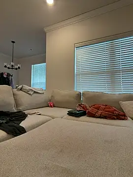 Snapshot of heyitsmadig chatting on January 16, 2026, 2:54 pm heyitsmadig online show from January 16, 2026, 2:54 pm