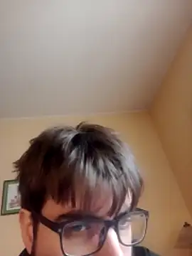 Snapshot of ynroh_87 chatting on March 11, 2026, 11:15 am ynroh 87 online show from March 11, 2026, 11:15 am