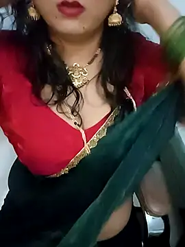 Snapshot of Niharika555 chatting on July 13, 2026, 5:01 pm Niharika555 online show from July 13, 2026, 5:01 pm