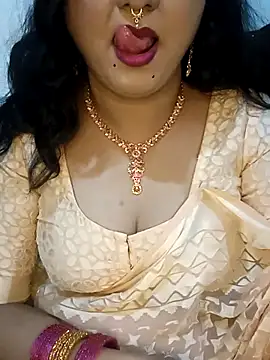 Snapshot of Niharika555 chatting on July 28, 2026, 4:16 pm Niharika555 online show from July 28, 2026, 4:16 pm
