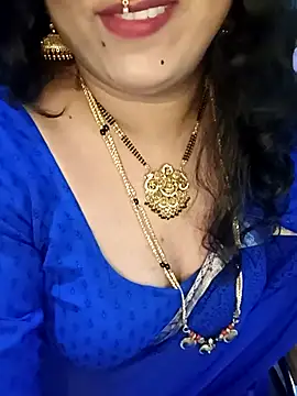 Snapshot of Niharika555 chatting on August 4, 2026, 3:11 am Niharika555 online show from August 4, 2026, 3:11 am