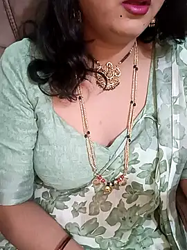 Snapshot of Niharika555 chatting on July 29, 2026, 5:01 pm Niharika555 online show from July 29, 2026, 5:01 pm