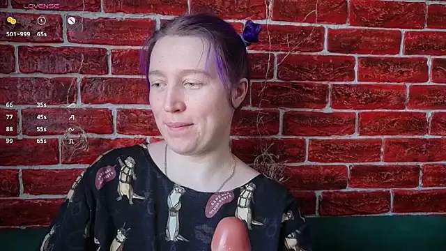 Snapshot of CitrusBlissss chatting on February 20, 2026, 4:09 am CitrusBlissss online show from February 20, 2026, 4:09 am