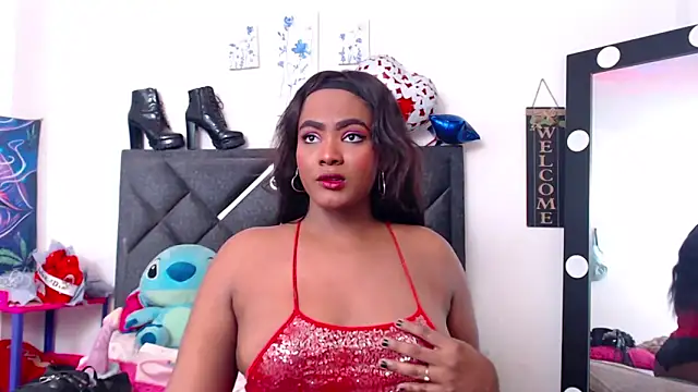 Snapshot of NatashaBella chatting on November 11, 2025, 6:14 pm NatashaBella online show from November 11, 2025, 6:14 pm