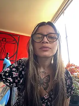 Snapshot of KoraSweett chatting on November 29, 2025, 3:34 pm KoraSweett online show from November 29, 2025, 3:34 pm