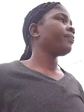 Snapshot of Themberh97 chatting on November 21, 2025, 9:08 am Themberh97 online show from November 21, 2025, 9:08 am