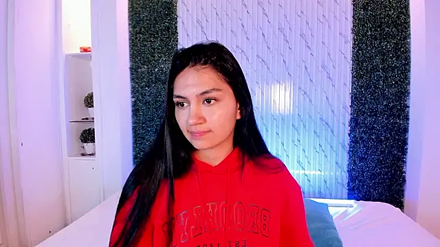 Snapshot of AidaJones chatting on February 25, 2026, 11:32 am AidaJones online show from February 25, 2026, 11:32 am