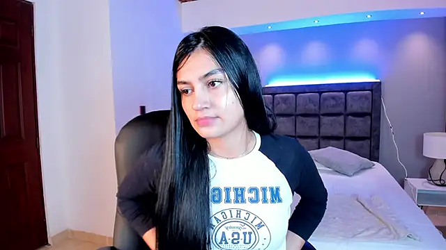 Snapshot of AidaJones chatting on March 14, 2026, 12:55 pm AidaJones online show from March 14, 2026, 12:55 pm