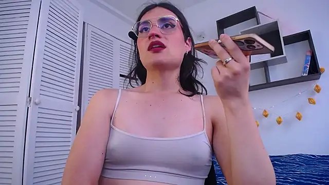 Snapshot of selene_s3x chatting on November 15, 2025, 9:30 pm selene s3x online show from November 15, 2025, 9:30 pm