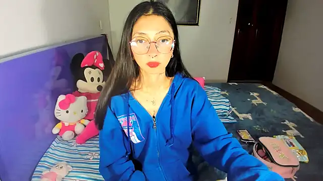 Anais lux online show from July 20, 2026, 10:56 pm