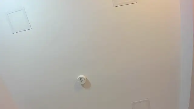 Snapshot of sunnyWhitee chatting on December 15, 2025, 3:18 pm sunnyWhitee online show from December 15, 2025, 3:18 pm