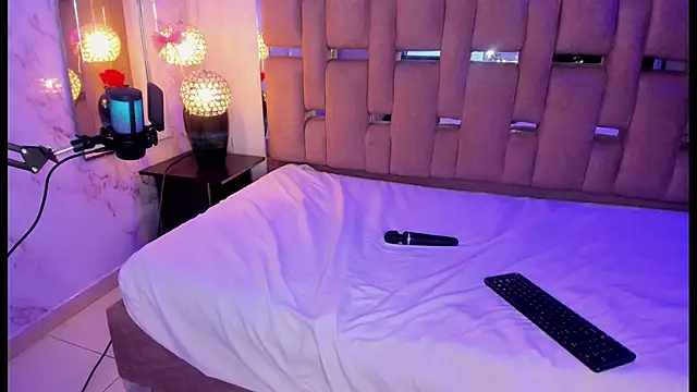 Snapshot of ShylySweet chatting on October 21, 2025, 5:40 am ShylySweet online show from October 21, 2025, 5:40 am