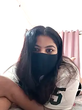 Snapshot of Aavya_007 chatting on July 22, 2026, 10:06 am Aavya 007 online show from July 22, 2026, 10:06 am