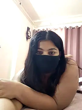 Snapshot of Aavya_007 chatting on July 10, 2026, 5:07 am Aavya 007 online show from July 10, 2026, 5:07 am
