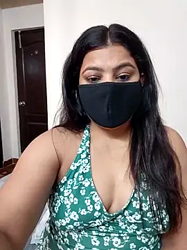 Snapshot of Aavya_007 chatting on May 22, 2026, 4:21 am Aavya 007 online show from May 22, 2026, 4:21 am