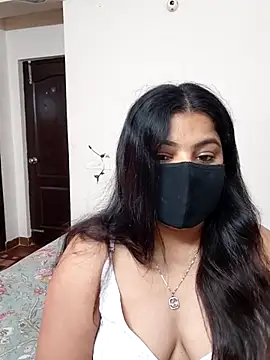 Snapshot of Aavya_007 chatting on June 25, 2026, 5:12 am Aavya 007 online show from June 25, 2026, 5:12 am