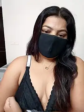 Snapshot of Aavya_007 chatting on May 28, 2026, 3:47 am Aavya 007 online show from May 28, 2026, 3:47 am