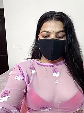 Snapshot of Aavya_007 chatting on June 4, 2026, 8:52 am Aavya 007 online show from June 4, 2026, 8:52 am