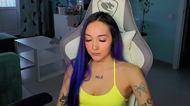 Im suka online show from February 11, 2026, 2:55 am