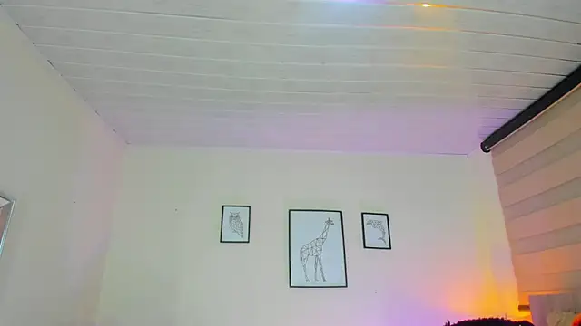 LusyKitty online show from October 29, 2025, 4:28 pm