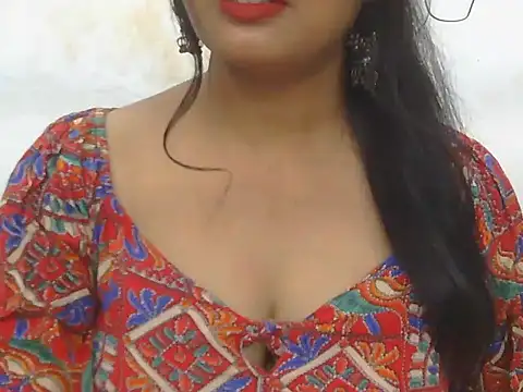 POOJA 199 online show from October 6, 2025, 7:31 am