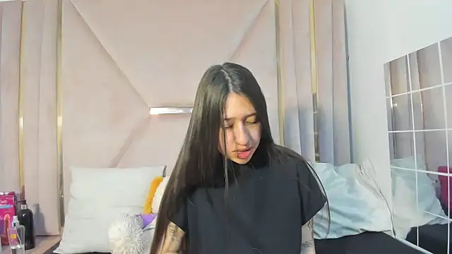 Snapshot of venusmorgan chatting on October 15, 2025, 2:58 pm venusmorgan online show from October 15, 2025, 2:58 pm