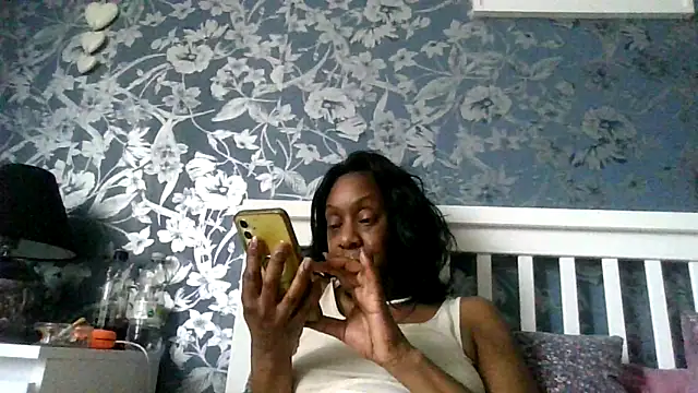 Snapshot of Ebony-SultryX chatting on February 27, 2026, 8:47 am Ebony-SultryX online show from February 27, 2026, 8:47 am