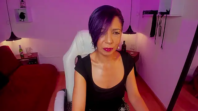 Trinityy   online show from June 19, 2026, 7:52 pm