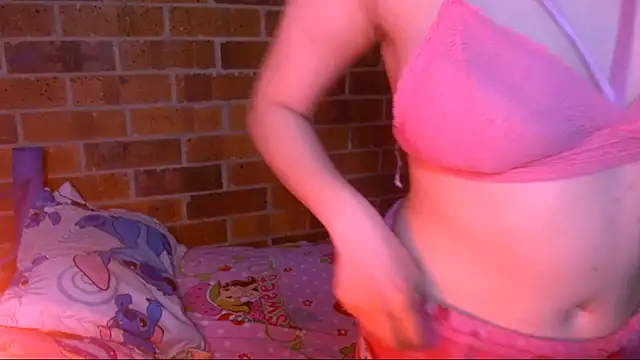 Snapshot of danaiisabella chatting on November 28, 2025, 4:01 am danaiisabella online show from November 28, 2025, 4:01 am