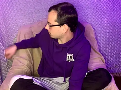 sal0mka online show from November 17, 2025, 8:02 pm