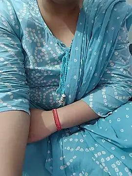 Snapshot of roshni_agrawal0 chatting on July 22, 2026, 12:40 pm roshni agrawal0 online show from July 22, 2026, 12:40 pm