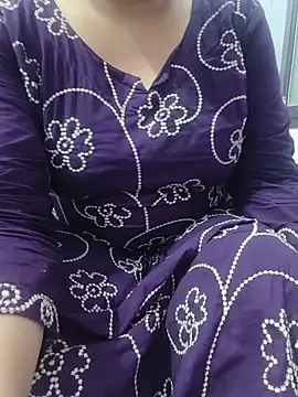 Snapshot of roshni_agrawal0 chatting on July 26, 2026, 10:44 am roshni agrawal0 online show from July 26, 2026, 10:44 am