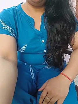 Snapshot of roshni_agrawal0 chatting on May 21, 2026, 8:34 am roshni agrawal0 online show from May 21, 2026, 8:34 am