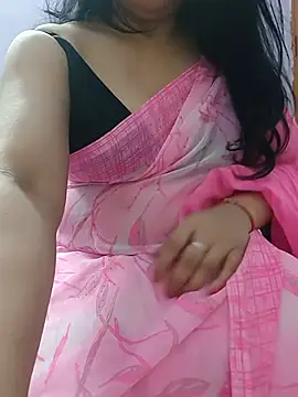 Snapshot of roshni_agrawal0 chatting on May 9, 2026, 6:11 pm roshni agrawal0 online show from May 9, 2026, 6:11 pm