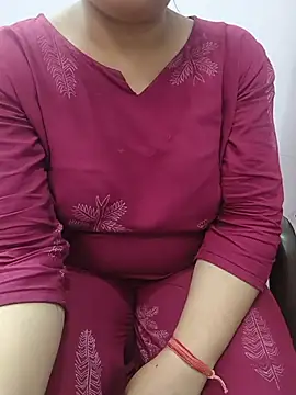 Snapshot of roshni_agrawal0 chatting on July 11, 2026, 10:15 am roshni agrawal0 online show from July 11, 2026, 10:15 am