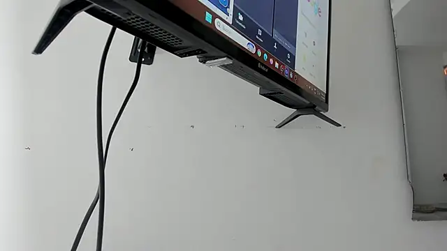 Lady miss    online show from March 7, 2026, 12:10 pm