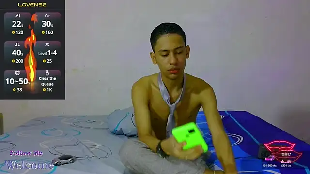 dylan apol0 online show from April 21, 2026, 2:14 am