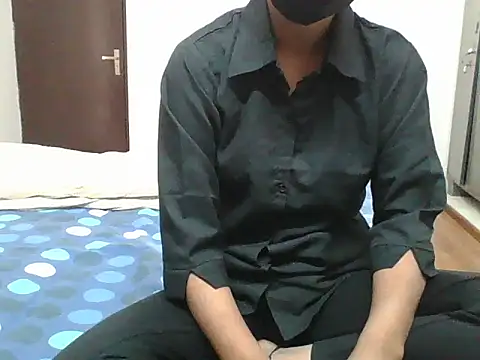 hotpayal001 online show from October 13, 2025, 8:38 am