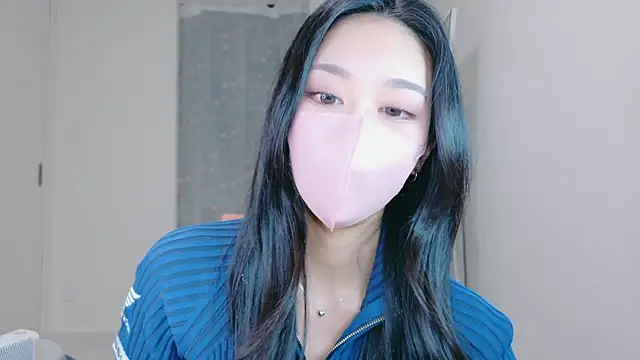 Snapshot of ramuchan_desu chatting on June 3, 2026, 12:22 am ramuchan desu online show from June 3, 2026, 12:22 am
