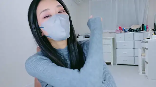 Snapshot of ramuchan_desu chatting on October 12, 2025, 1:29 am ramuchan desu online show from October 12, 2025, 1:29 am