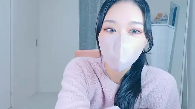 Snapshot of ramuchan_desu chatting on November 22, 2025, 1:26 am ramuchan desu online show from November 22, 2025, 1:26 am